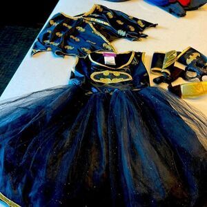 Bat girl costume Med see measurements 6-8 child approximately, 6 piece be ready.